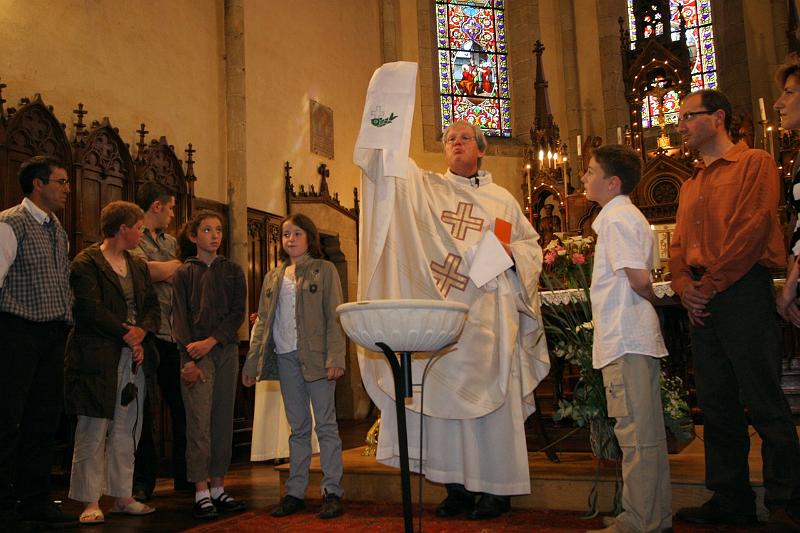 Communion187.jpg