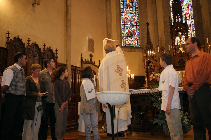 Communion193.jpg